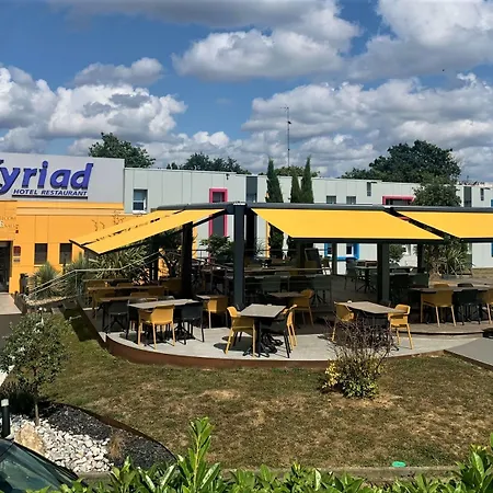 Kyriad Sur Yon Hotel