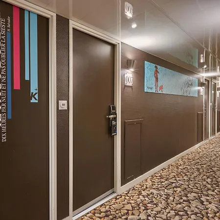 Hotel Kyriad Sur Yon 3*