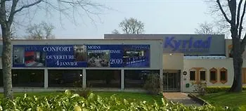 酒店 基里亚德罗驰苏尔永酒店 永河畔拉罗什