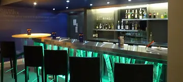 基里亚德罗驰苏尔永酒店 3*