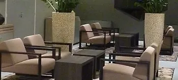 基里亚德罗驰苏尔永酒店 永河畔拉罗什