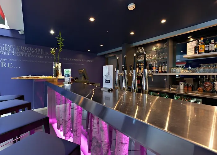 Hotel Kyriad Sur Yon 3*