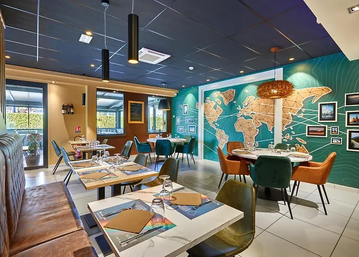 Kyriad Sur Yon מלון