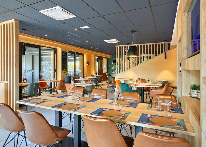 Kyriad Sur Yon Hotel