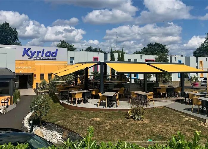 Kyriad Sur Yon Hotel