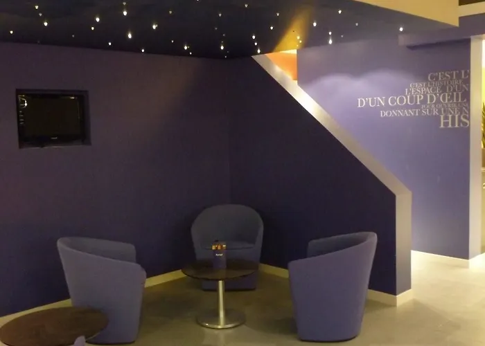 Hotel Kyriad Sur Yon