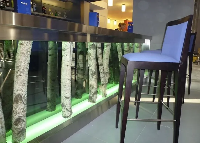 Hotel Kyriad Sur Yon 3*