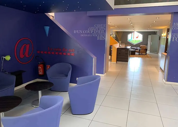 Kyriad Sur Yon Hotel